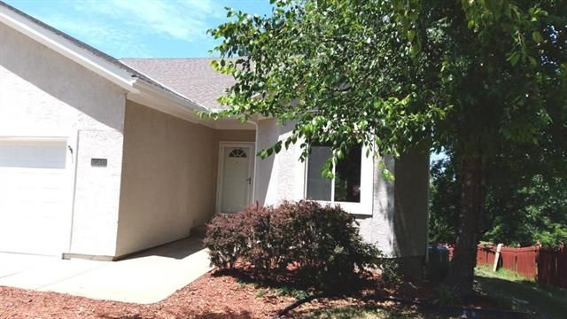 12508 Augusta Dr, Kansas City, KS 66109