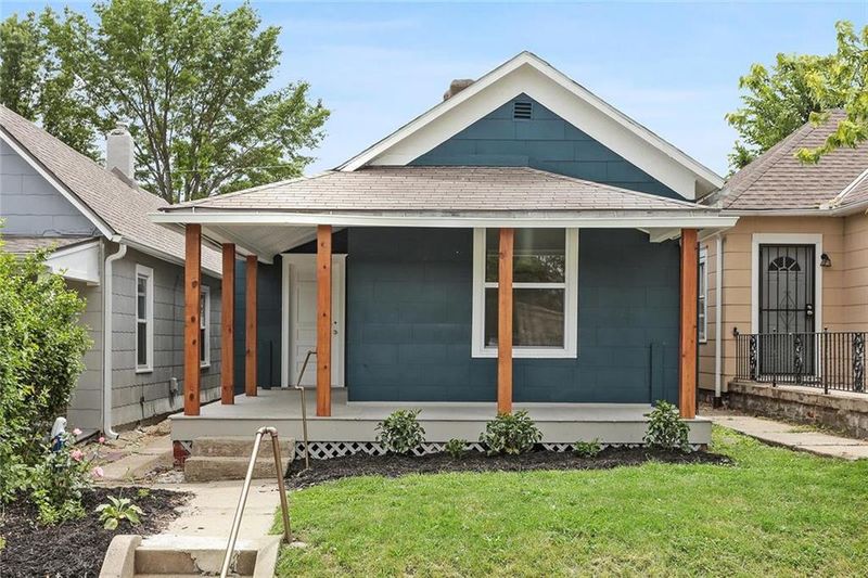 523 Splitlog Ave, Kansas City, KS 66101