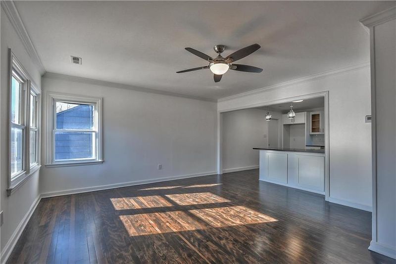 8232 Santa Fe Dr, Overland Park, KS 66204