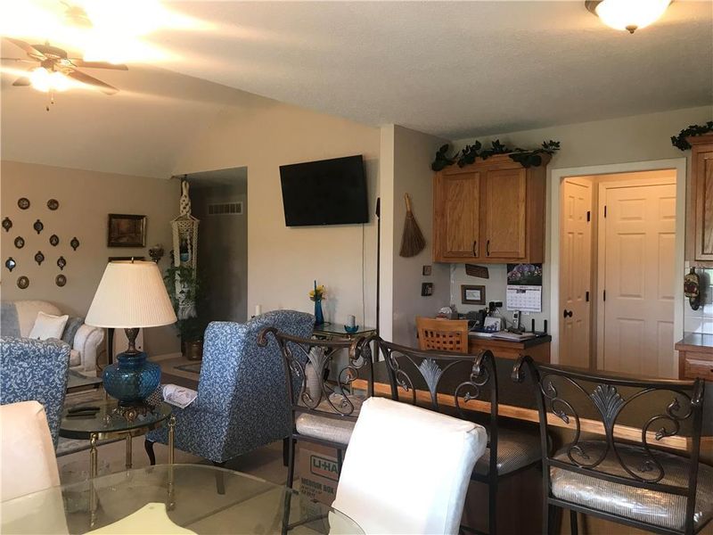 5405 Larson Ave, Kansas City, MO 64133