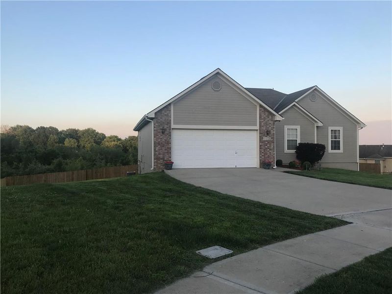 5405 Larson Ave, Kansas City, MO 64133