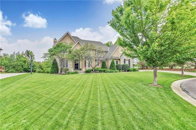 14300 Connell St, Overland Park, KS 66221