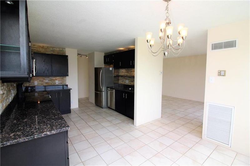 2525 Main St #502, Kansas City, MO 64108