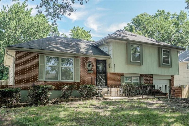 8510 E 106th St, Kansas City, MO 64134