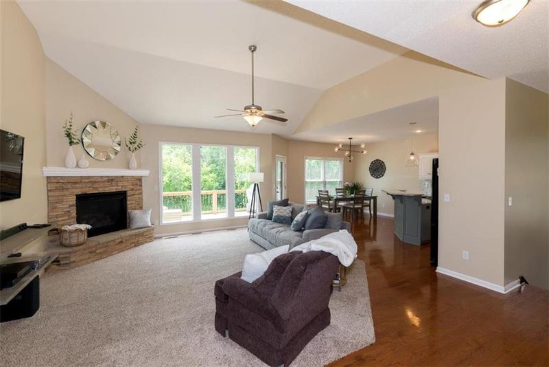 10901 N Madison Ave, Kansas City, MO 64155