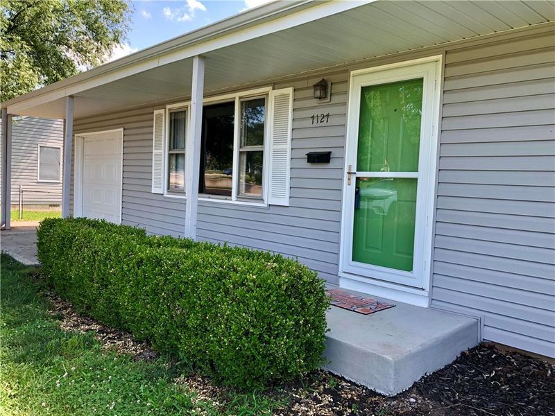 7127 Lamar Ave, Overland Park, KS 66204