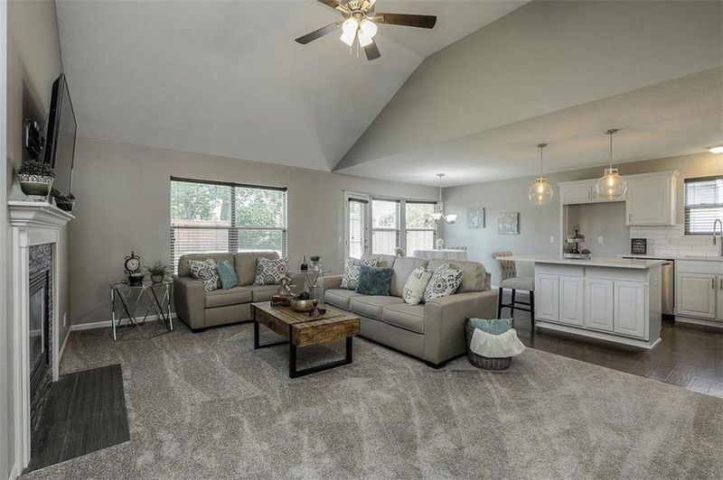 28557 W 160th St, Gardner, KS 66030