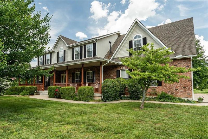 9121 Cyclone School Rd, Lee's Summit, MO 64064