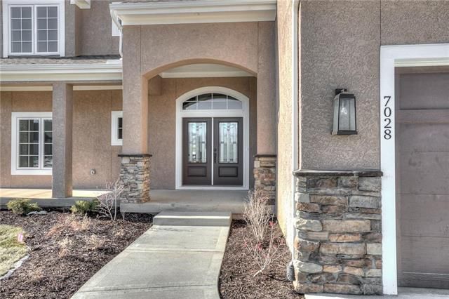 17800 Benson St, Overland Park, KS 66013