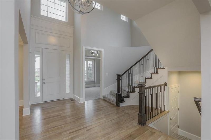 17113 Bluejacket St, Overland Park, KS 66221