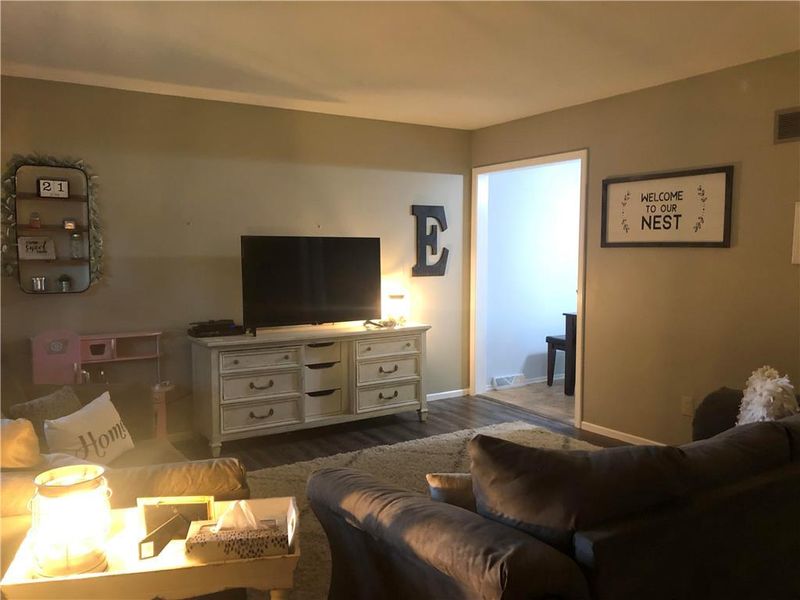 15200 E 48th St, Kansas City, MO 64136