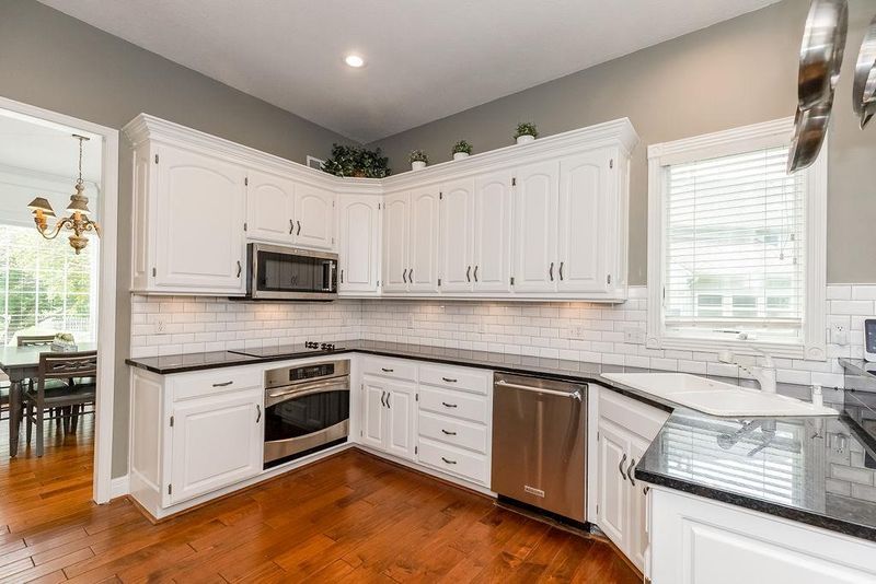 13008 Bluejacket St, Overland Park, KS 66213