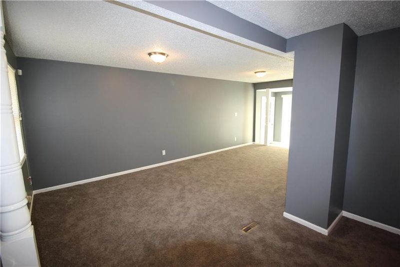 11011 E 59th St, Raytown, MO 64133
