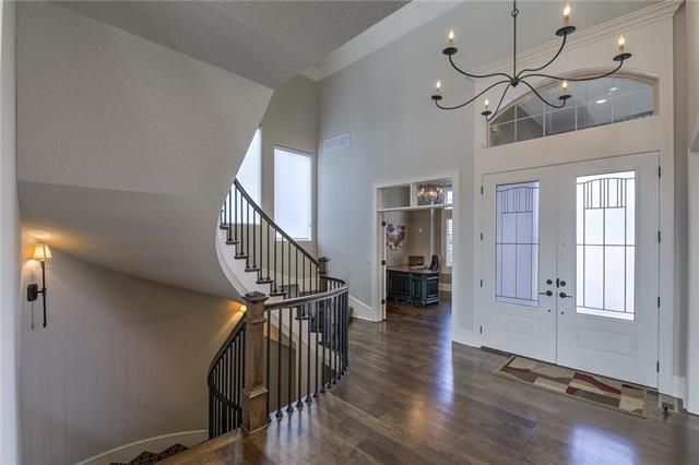 15232 Carter St, Overland Park, KS 66221
