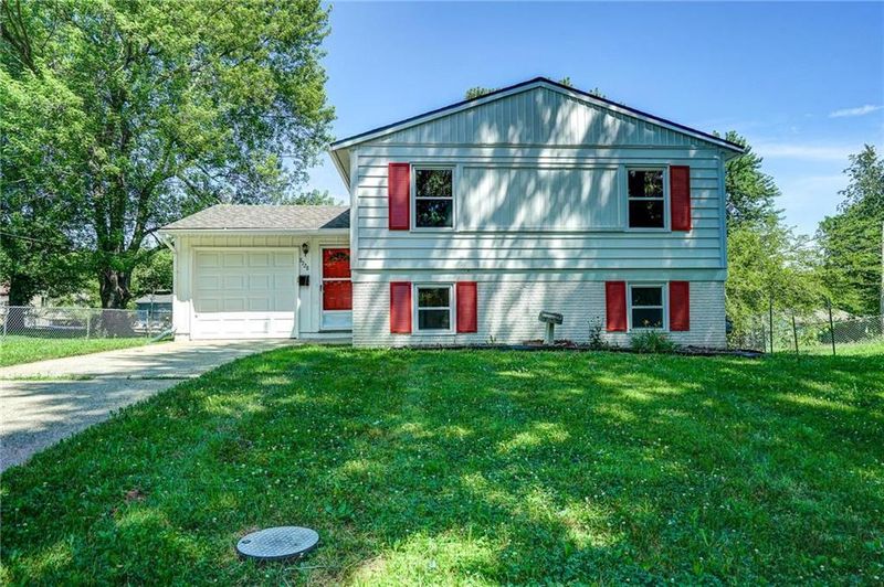 8728 E 97th Ter, Kansas City, MO 64134