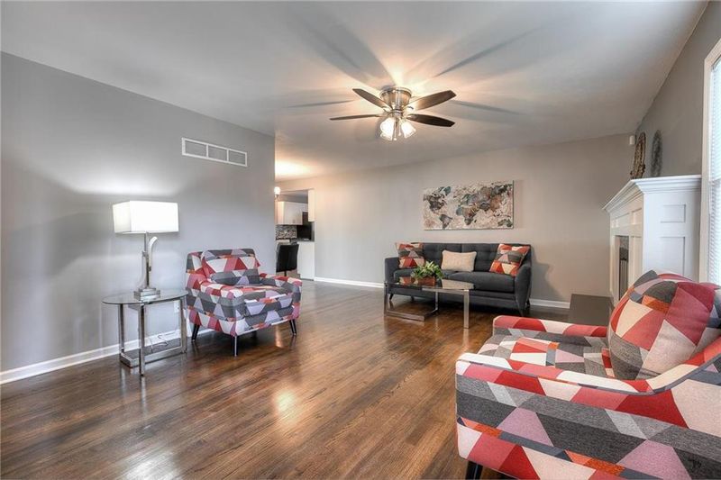 8414 Holmes Rd, Kansas City, MO 64131