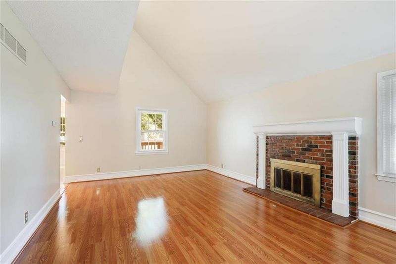 8606 W 109 Ter, Overland Park, KS 66210