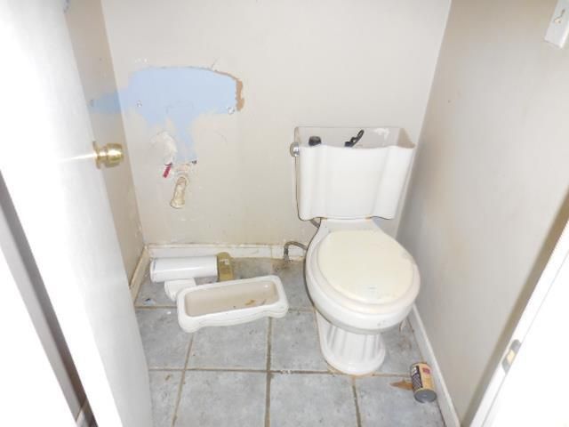 3708 E 61st St, Kansas City, MO 64130