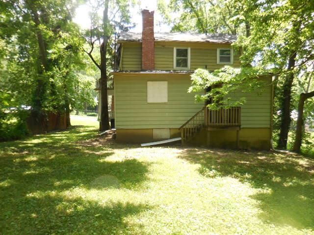 3708 E 61st St, Kansas City, MO 64130