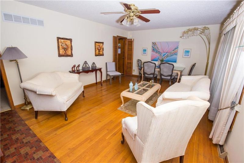 7630 Everett Ave, Kansas City, KS 66112