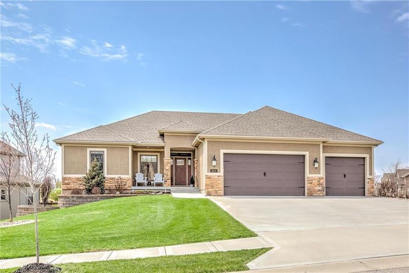 10812 N Wabash Ave, Kansas City, MO 64155