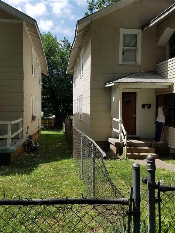 3511 Roberts St, Kansas City, MO 64124