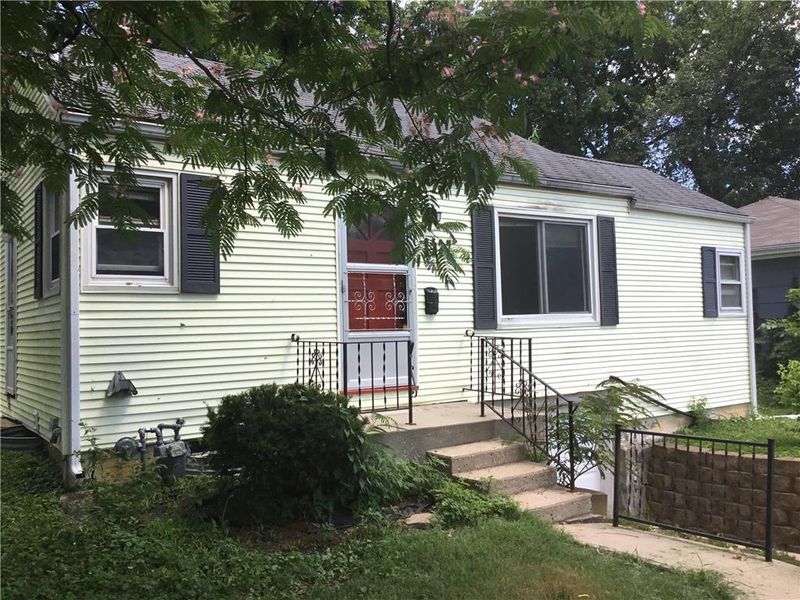 8137 Main St, Kansas City, MO 64114