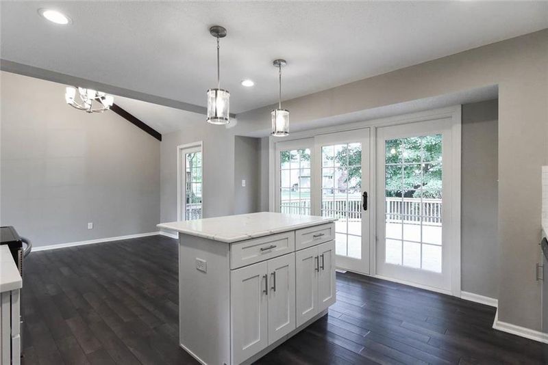 10013 Perry Dr, Overland Park, KS 66212