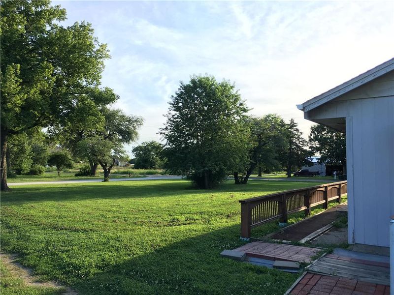 222 W Warren St, Williamsburg, KS 66095