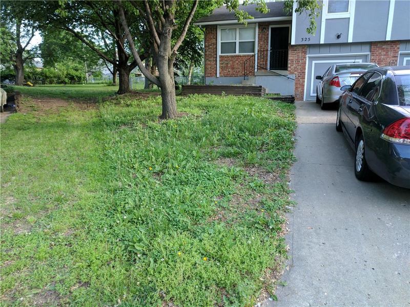 325 N Olathe View Rd, Olathe, KS 66062