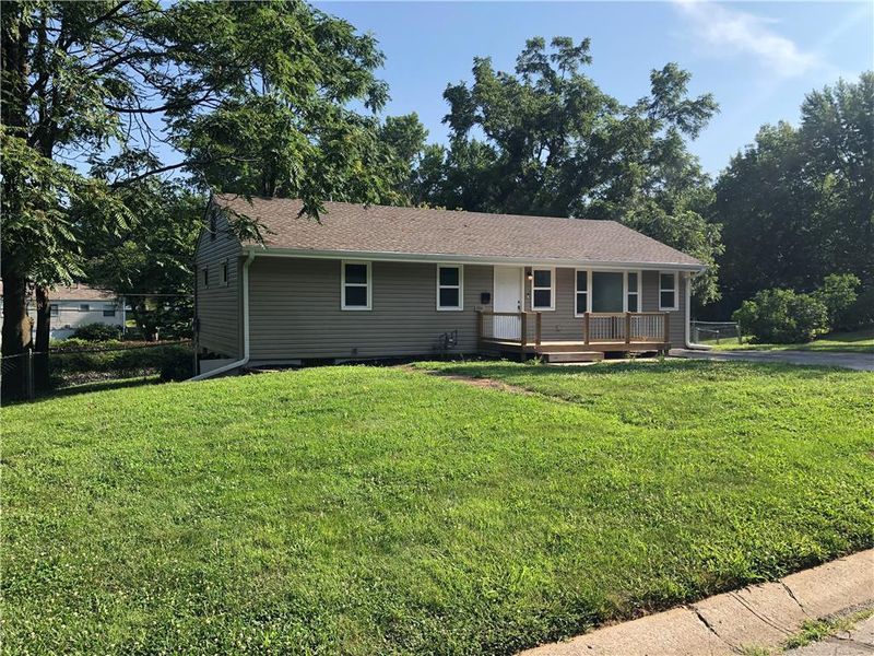 11100 E 50th Ter, Kansas City, MO 64133