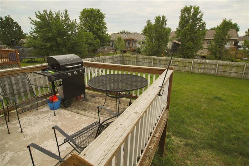 1303 Magnolia Dr, Greenwood, MO 64034