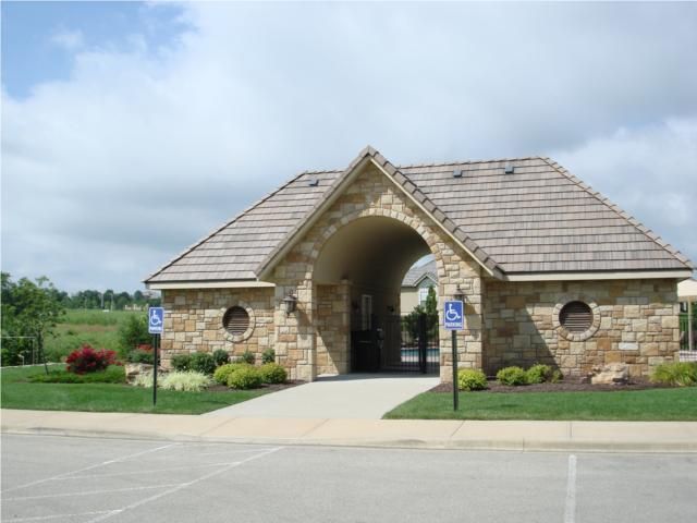 14702 Rosewood St, Leawood, KS 66224