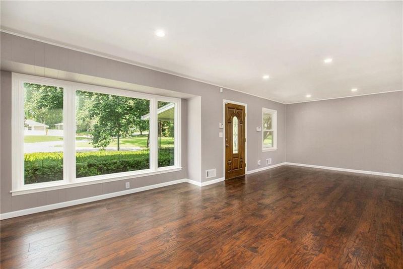 6001 E 102nd St, Kansas City, MO 64134