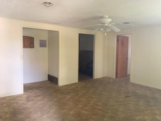 303 S Camden St, Richmond, MO 64085