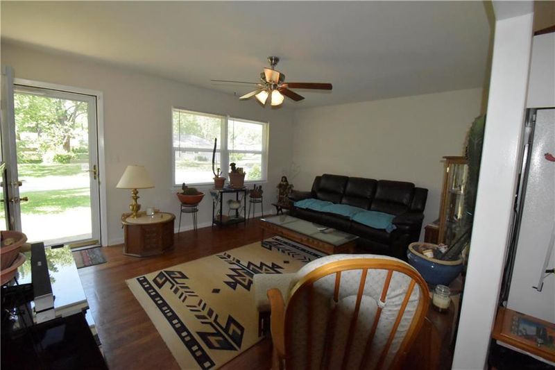 4515 E 112th Ter, Kansas City, MO 64137
