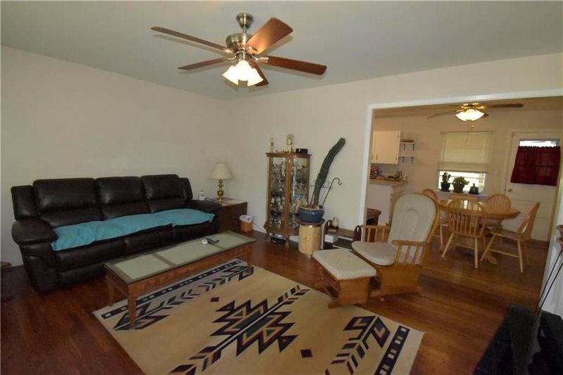 4515 E 112th Ter, Kansas City, MO 64137