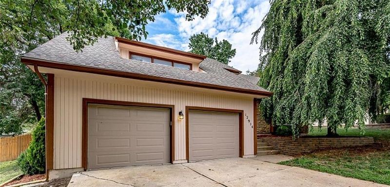 12904 E 57th Ter, Kansas City, MO 64133