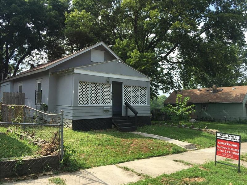 818 Wheeling Ave, Kansas City, MO 64125
