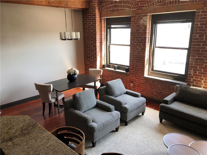 200 Main St #409, Kansas City, MO 64105