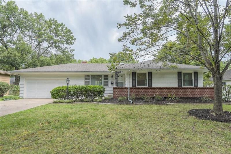 602 E 109 Ter, Kansas City, MO 64131