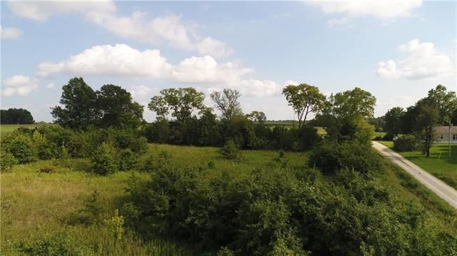 Gault Dr, Linneus, MO 64653
