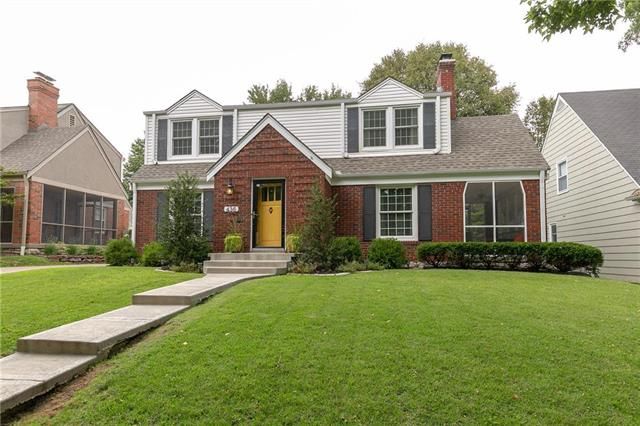 436 E 66th St, Kansas City, MO 64131