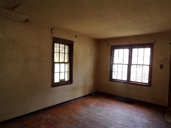 3007 Everett Ave, Kansas City, KS 66102