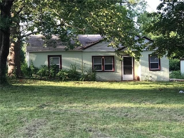 8308 E 116th St, Kansas City, MO 64134