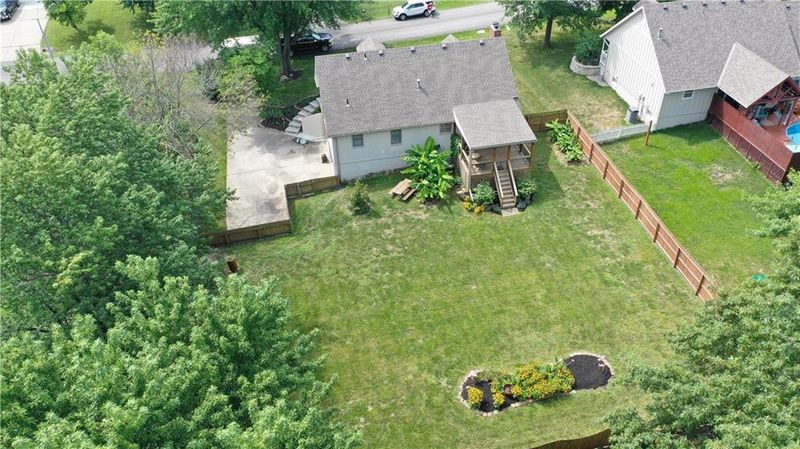 1600 NE 112th Ter, Kansas City, MO 64155