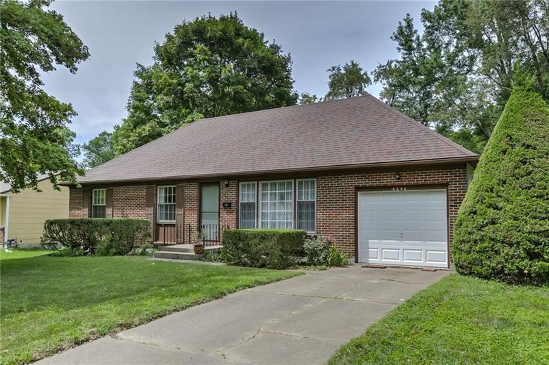 6806 E 85th Ter, Kansas City, MO 64138