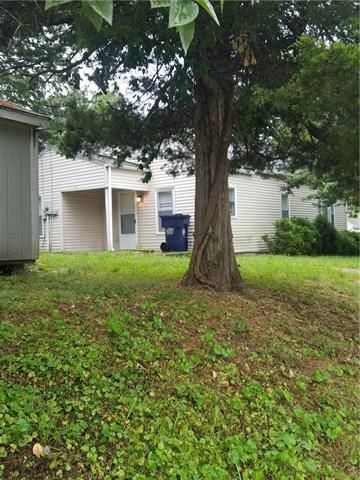 101 S Fuller St, Independence, MO 64050