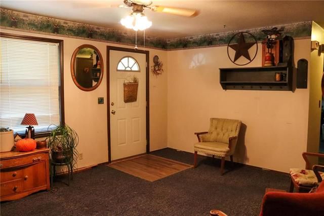 309 E 15th Pl, Lawrence, KS 66044