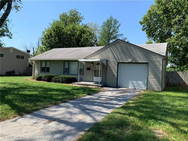 9240 Eastern Ave, Kansas City, MO 64138